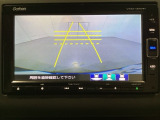 バックでの車庫入れも安心です! リアカメラが付いているバックモニター付のナビを装備しております。操作線もついており距離感も画面から確認できます。