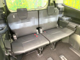 3列目シートはもちろん状態良好☆大人でもゆったりと座って頂けますので、大人数でのお出かけもラクラクです♪ご家族で、気の知れた仲間で、ドライブに行くのが楽しみですね♪