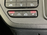 運転席/助手席シートヒーターで寒い日もすぐに温かくなり快適に過ごせます。3段階の温度調整が可能です