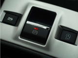 ◆オートブレーキホールド機能付き電子パーキングブレーキ◆ブレーキペダルを足から離しても停車状態を保ちます。アクセルを踏めば自動でブレーキが解除され、発進可能!