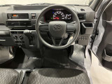 ハイゼットカーゴ  デラックス 4WD