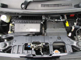 エンジンルームも綺麗にクリーニング済んでます。