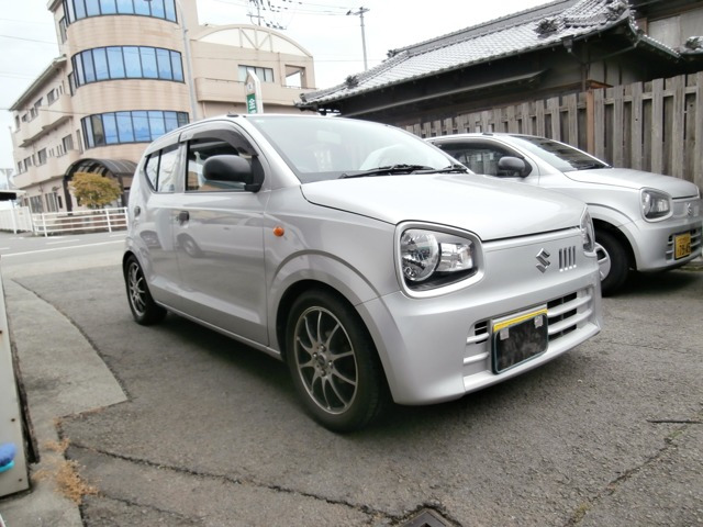 アルト F