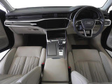 Audiのインテリアはエクステリア同様、優れたデザイン性とクオリティ、そして機能性を兼ね備えております。