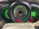 視認性の高いメーター回り。いろいろな情報も表示されます。