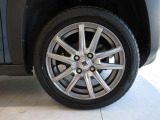 15インチアルミホイール。