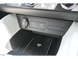 USBジャックで 使い方増えます
