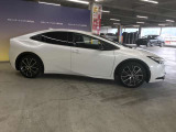 エンジンルーム、室内、クリーニング済みです。厳選したお車を屋内展示場にて展示中☆車両品質には自信がございます!ぜひ一度ご来店ください!!