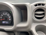車内に持ち込んだ小物を片付く収納もクリッパー版は充実してます。