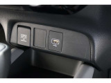 スマートフォンなどの音楽再生が可能なUSB接続ジャック装備車両です♪♪♪