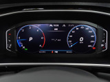 様々な表示が出来るDigital Cockpit Proを装備!