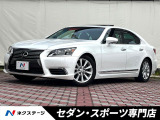 ムーンルーフ・パワートランクリッド・LEDヘッド・禁煙車・黒革・ETC