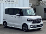 LEDヘッドライトを装備しています。LEDヘッドライトはとても明るく、雨の日や夜間走行も安全・安心です。オートライトコントロール付きで周囲の明るさに応じて自動で点灯・消灯します。
