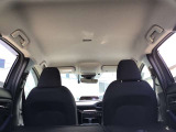 天井も綺麗です☆私は中古車を見るときに天井を良く見るようにしています☆ここが綺麗な車は車内が綺麗なことが多いです☆