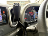 ATシフトレバーはステアリングコラムに配置