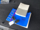 取扱説明書やメンテナンスノートもそろっています。スペアキーもそろっているので家族と共有することができ、紛失・破損した際も迅速な対応ができるので安心です。