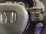 右側のステアリングスイッチはHondaセンシング系のスイッチの他にセレクターホイールを装備。スピードメーター内・マルチインフォメーション・ディスプレーの各表示が確認できます。