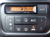 ◆【フルオートエアコン】お好みの温度に設定するだけで、エアコンの風量やモードを自動で切替してくれ車内の温度を最適になるようにコントロールしてくれる優れものです。