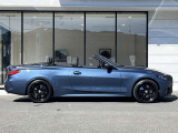 BMWを熟知したメカニックによる、360度の納車前点検。ドイツ本国と同様の教育・訓練を受けたメカニックが徹底的に点検、整備した後にお客様にお引渡しします。