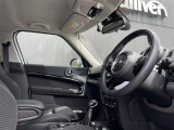 ◆LIBERALAは、輸入車選びの新たなスタイルを提案するインポート・セレクト・ブランドです。オーナー様となる方がクルマから直接感じる感性を第一にした、最良の一台との出会いをコーディネートいたします。