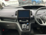 セレナ 1.2 e-POWER ハイウェイスターV 