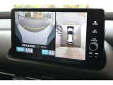 純正のマルチビューカメラが装備されています!上から見下ろしたような視界のカメラが駐車をサポートします!