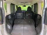 普段のお買い物や通勤、送迎等に十分な荷室スペースを確保しております。セカンドシートを倒すと、大きな荷物の積載も可能です♪