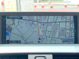 ●BMW純正ナビ:一体感のあるナビは、高級感ある車内を演出してくれます。Bluetooth再生などオーディオ機能も充実しておりますので、運転もより楽しめます♪