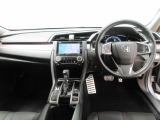 Honda車が初めての方にも扱いやすく分かりやすいインパネ周りと各種スイッチ類です。