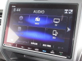 ナビゲーションはギャザズ9インチメモリーナビ(VXM-237VFNi)を装着しております。AM、FM、CD、DVD再生、Bluetooth、音楽録音再生、フルセグTVがご使用いただけます。