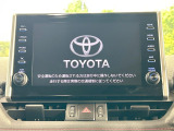 【9インチ ディスプレイオーディオ】大画面ディスプレイへお持ちのスマートフォンと連携して、ナビやbluetoothでの音楽再生が可能です♪デザインはもちろん操作性も良好!別途ナビ機能の取付可能です♪