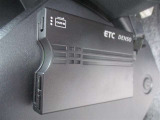 お得で便利なETCを装備♪ETCのメリットは料金がお得になるだけではありません!ETC専用出口ではスーイスイっと停止ぜずに通過できることもメリットです☆
