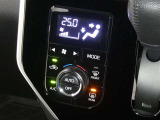 【オートエアコン】車内温度を感知して自動で温度調整をしてくれるのでいつでも快適な車内空間を創り上げます!どの席に座っても快適なドライブが楽しめます♪