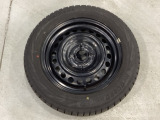 当社にてデモ走行時に装着していたワンシーズン使用の中古スタットレスタイヤ+ホイール4本セットを用意致しました。(2024年製、タイヤ+ホイールは現状渡し、保証対象外です)