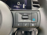 プロパイロットは、高速道路や自動車専用道路で、車線維持や追従走行を自動で行う運転支援システムです。ドライバーの負担を軽減し、安全で快適なドライブをサポートします。