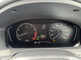 大きくて見やすいスピードメーター。運転中でもパッと一目で確認できます。