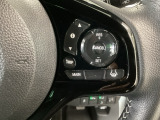 【アダプティブ・クルーズ・コントロール】予め設定した車速内でクルマが自動的に加減速。 前走車との適切な車間距離を維持しながら追従走行し、高速道路でのドライバーの疲労を軽減してくれる嬉しい機能付♪