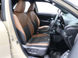 パワーシート搭載。微妙な調整が手軽にでき、最適なポジションで運転することが可能です。