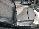 運転席シートの状態も良好です。