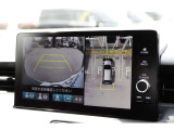 4つのカメラで走行と駐車を支援する『マルチビューカメラシステム』を装備。パーキングアシストも装備されており、駐車が不得手な方のお手伝いをいたします。