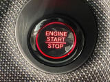 ワンプッシュでエンジンのスタート、ストップが出来て便利です。