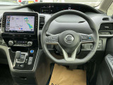 使いやすくまとまった運転席はとても便利です