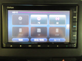 純正ギャザズメモリーナビ(VXM-215CI)を装着しています。
