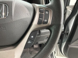 クルーズコントロールを装備しています。高速道路などで一定の速度で走ってくれるので運転が楽ですよ!速度を設定できますので、スピードの出しすぎにも注意できます。