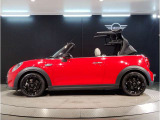 MINIの事ならMINI NEXT三宮店にお任せ下さい。お問合せ・詳細はMINI正規ディーラーNEXT三宮  お問い合わせ:078-803-3298までお気軽にお問合せ下さいませ。
