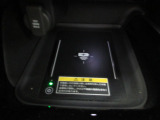 ワイヤレス充電器を装備しています。自動車保険もお任せ下さい。Honda自動車保険あんしんプランと長期プランでより一層も安心をプラスしてご案内いたします。