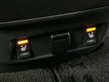 【シートヒーター】冬場とっても快適なシートヒーターを装備してます!エアコンが効くまでの間、シートが直接温まるため、すぐに快適な暖かさを感じられます♪