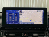 純正ナビで、初めての道や遠出でも安心☆CDプレーヤー搭載なので、好きな音楽を聴きながら楽しいドライブを♪