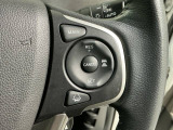 クルーズコントロールを装備しています。高速道路などで一定の速度で走ってくれるので運転が楽ですよ!速度を設定できますので、スピードの出しすぎにも注意できます。