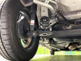 お車を安心してお乗りいただく為には、足回りの定期点検が欠かせません。サービスサポート(有償保証)では無料点検もご提供しており、安心のカーライフをお過ごしいただけるサポート体制が整っています。